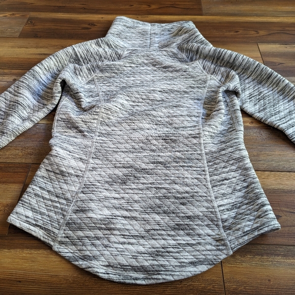 Marmot Women's Annie Quilted Pullover Cowl Neck Sweatshirt White/Black Size M - Picture 9 of 15